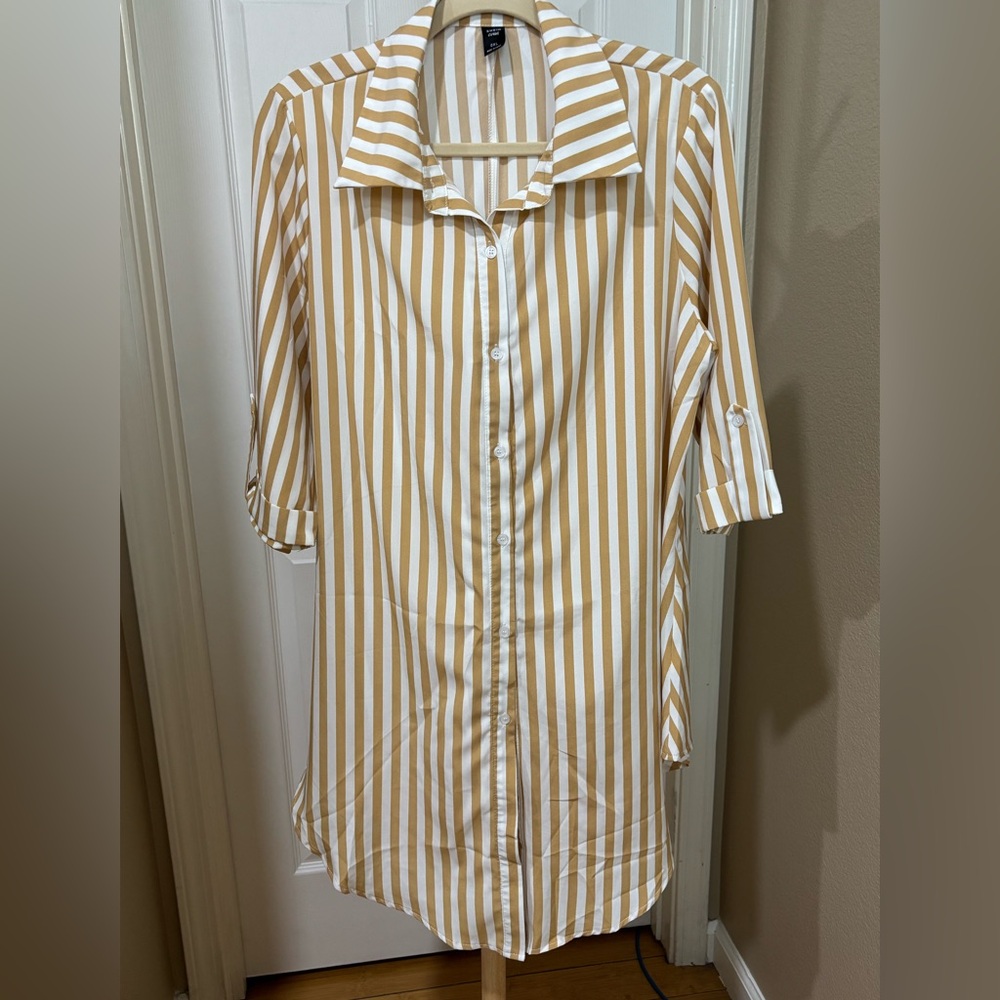 SHEIN Curve Tan and White Striped Top
